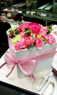 ５月１０日、母の日！！｜「メイク・ツルサキ」　（熊本県熊本市中央区の花キューピット加盟店 花屋）のブログ